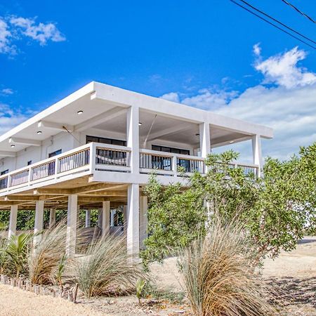 Villa Sea Lux 산페드로 외부 사진