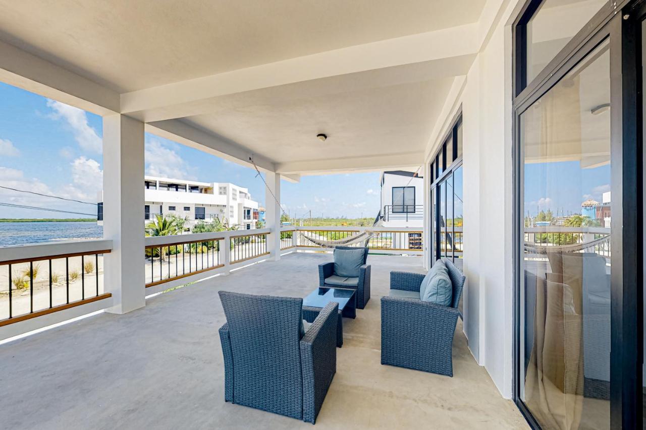 Villa Sea Lux 산페드로 외부 사진