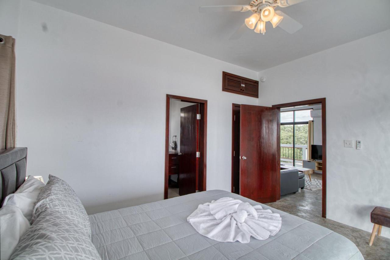 Villa Sea Lux 산페드로 외부 사진