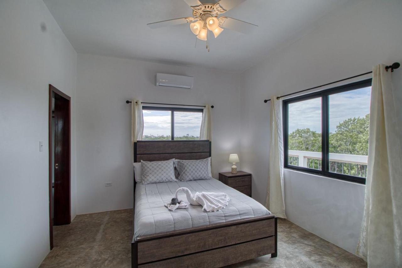 Villa Sea Lux 산페드로 외부 사진